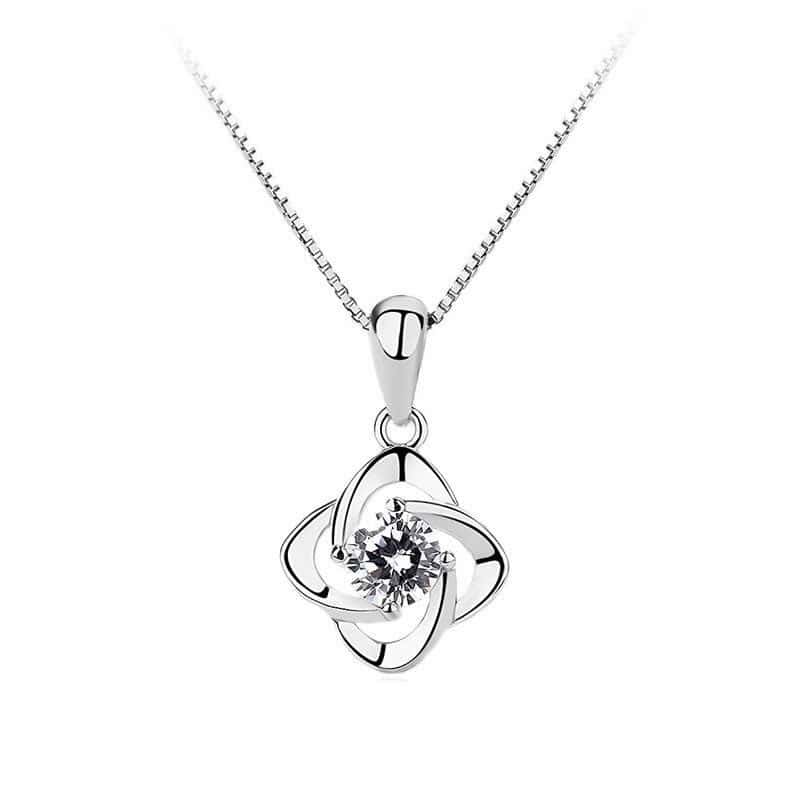 Collar Colgante Flor Blanca Plateada