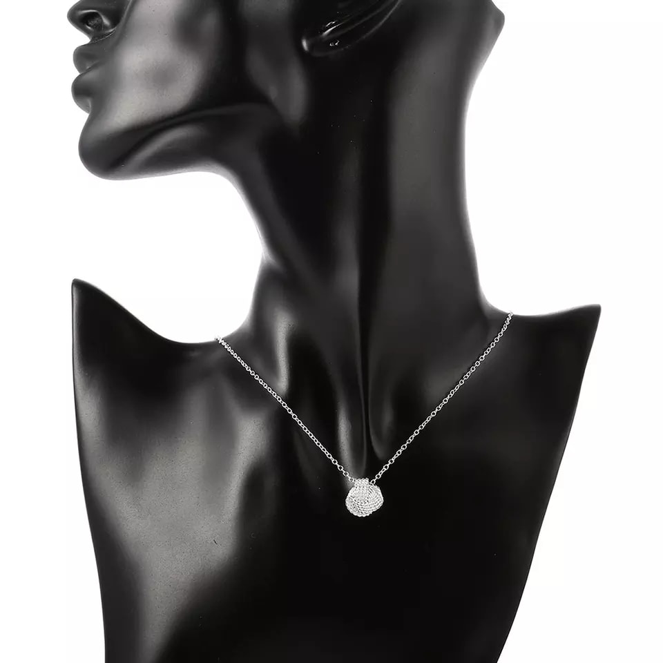 Collar Colgante Nudo Plateado - Imagen 3