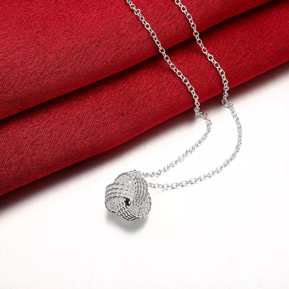 Collar Colgante Nudo Plateado - Imagen 5