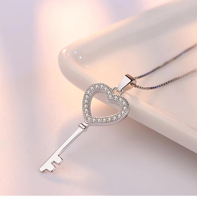 Collar Llave Corazon Circones Plateado - Imagen 3