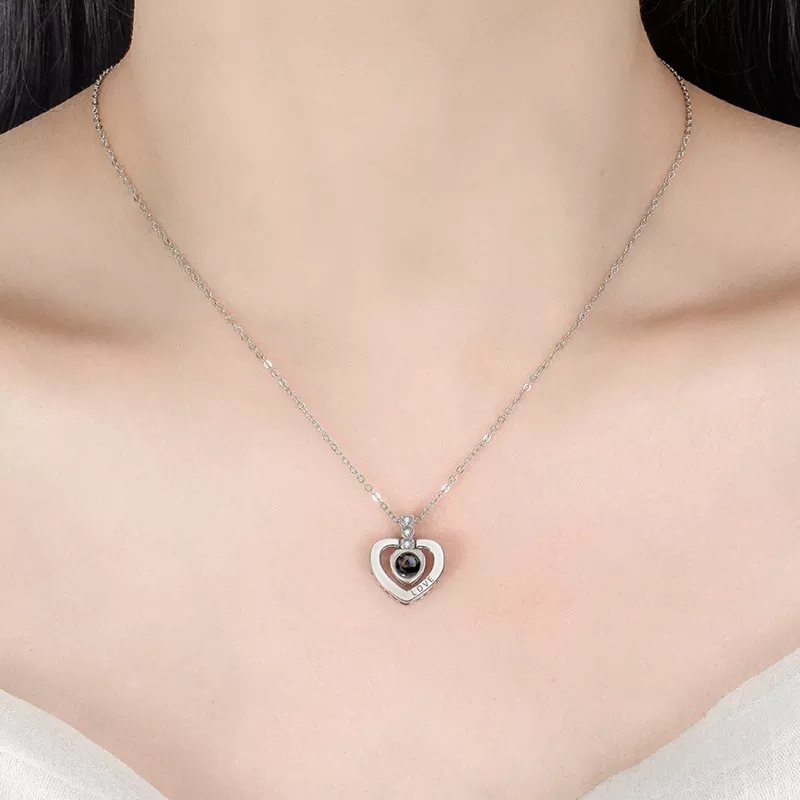 Collar Corazon Te Amo en 100 Idiomas Love Plateado - Imagen 3