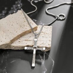 Alternative view of Collar Cruz de Dominic Toretto Acero 50x30mm