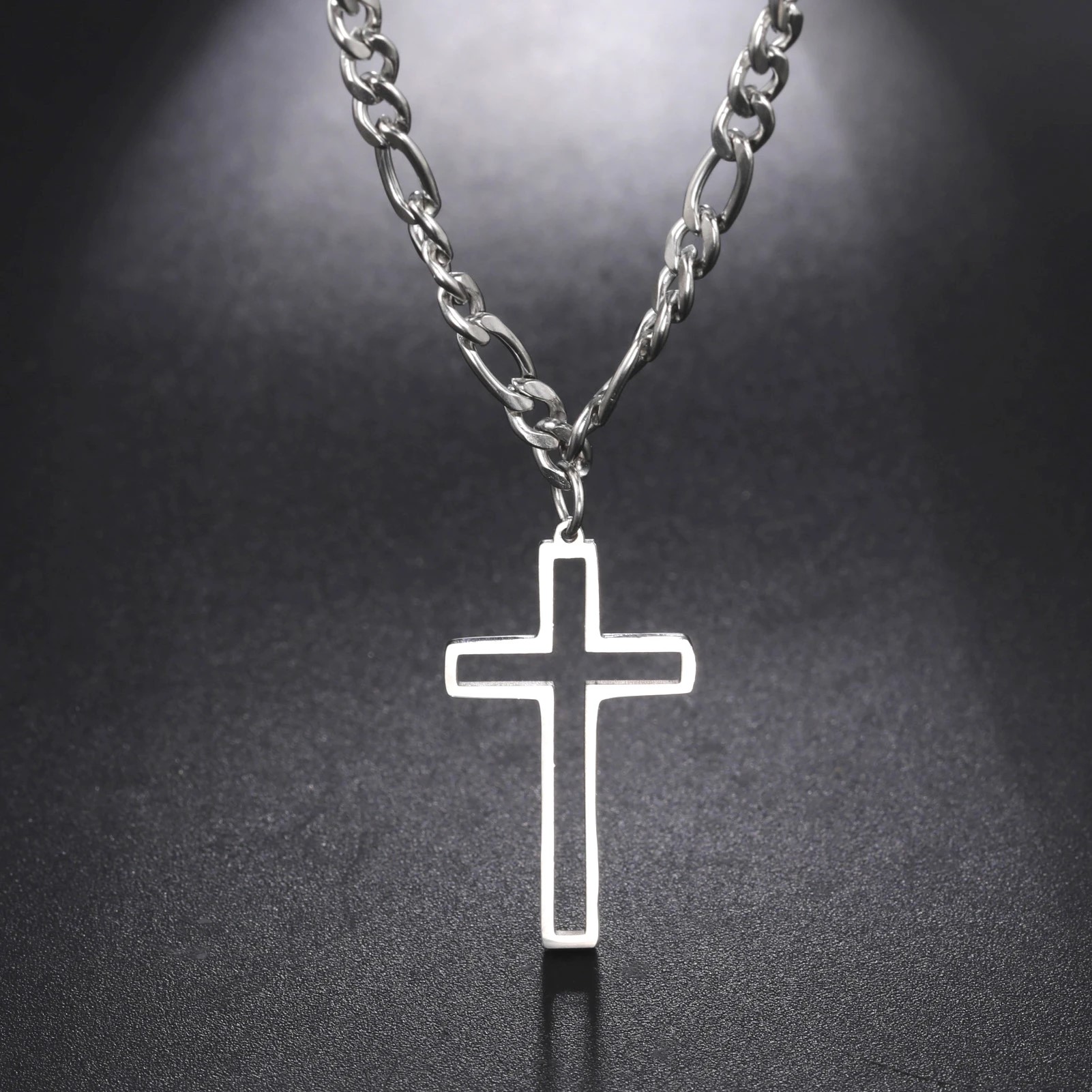 Colgante Collar Cruz Biselada Fígaro Acero Plateado - Imagen 5