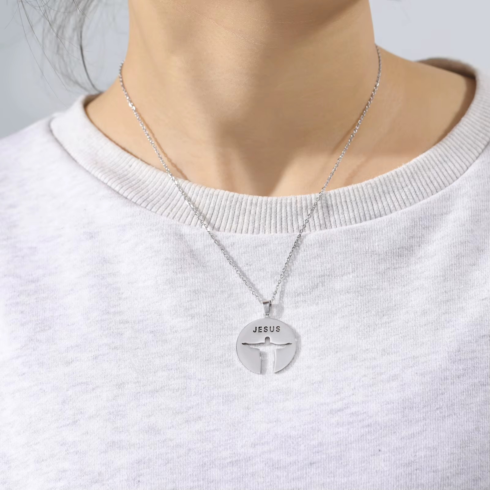 Collar Jesús Cristo Redentor Acero Plateado - Imagen 4