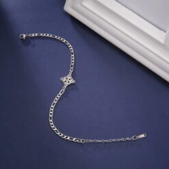 Pulsera Nudo de Bruja Celta Fígaro Plateada Acero